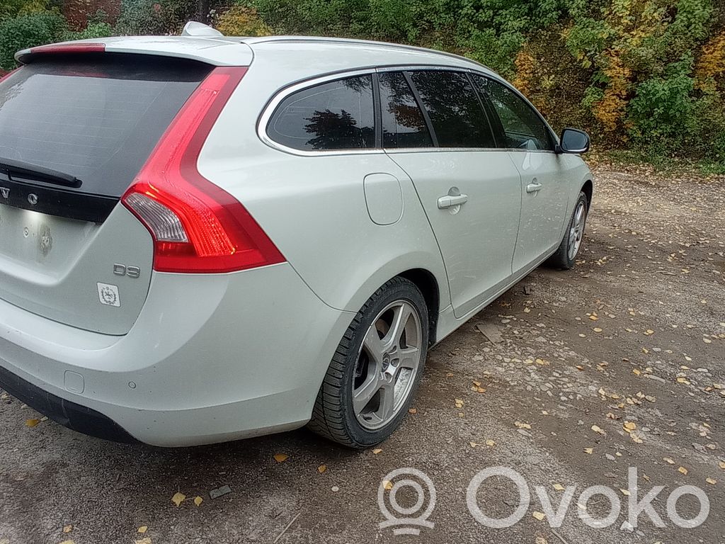V60 V60, V60 Cross Country