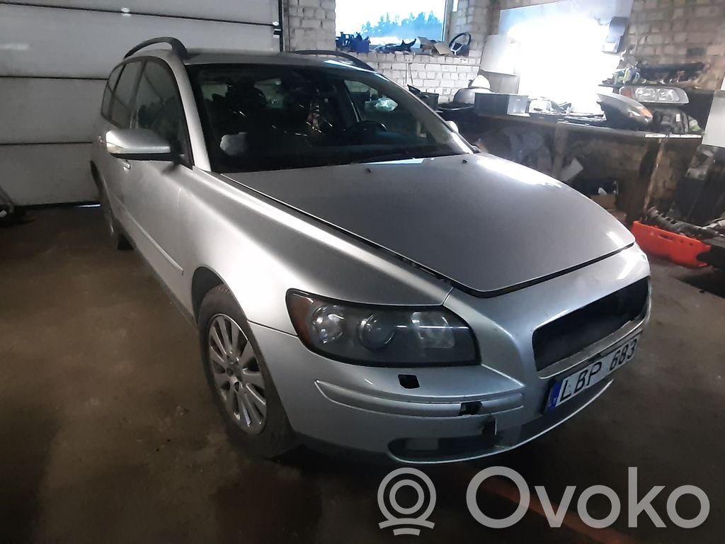 V50 V50  30672506