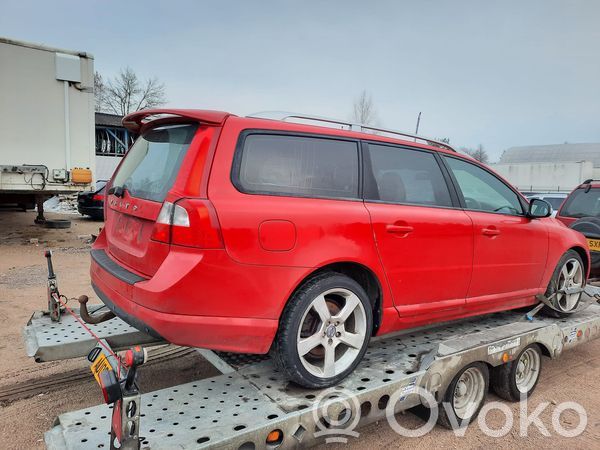 V70 S70, V70, V70 XC  0121715024