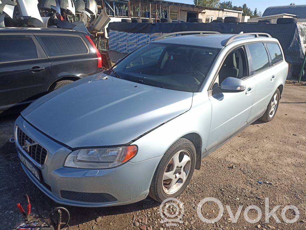V70 S70, V70, V70 XC  8697575
