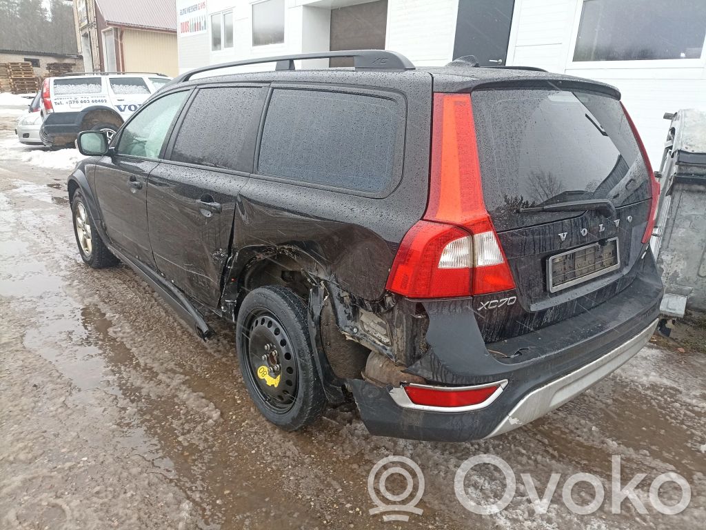 XC70 XC70  30782440