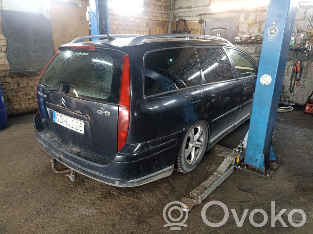 C5 C5, C5 Aircross  E20104014