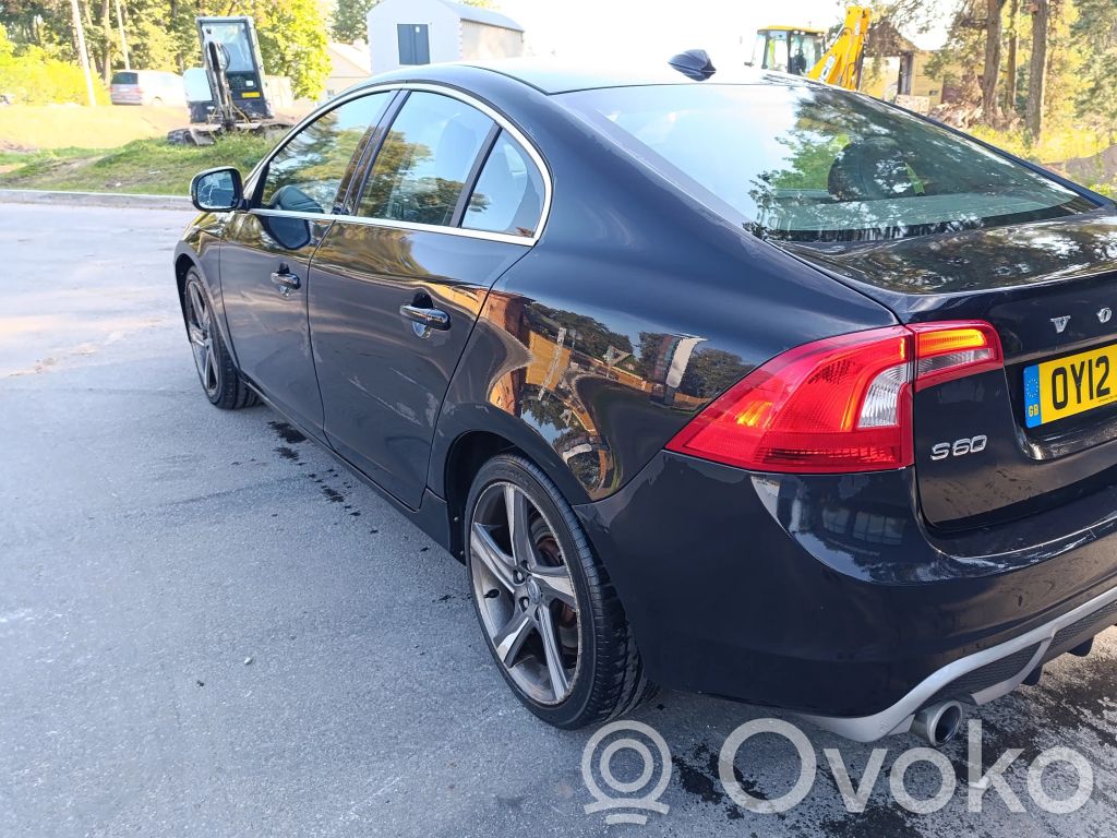 S60 S60  31344264