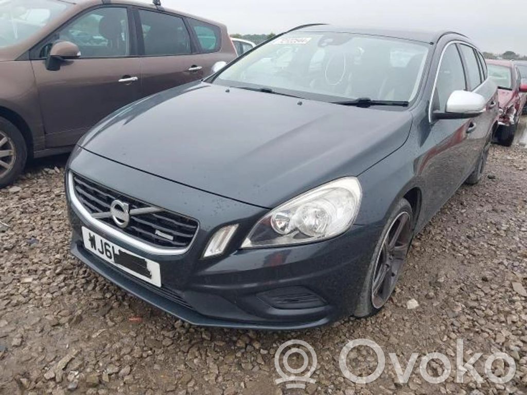 V60 V60, V60 Cross Country