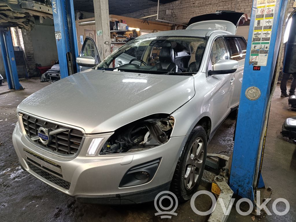 XC60 XC60  P30759122