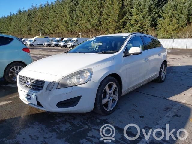 V60 V60, V60 Cross Country  30659583