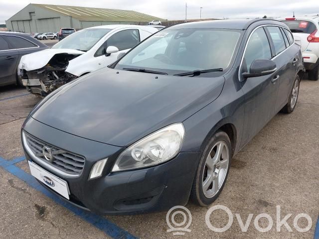V60 V60, V60 Cross Country
