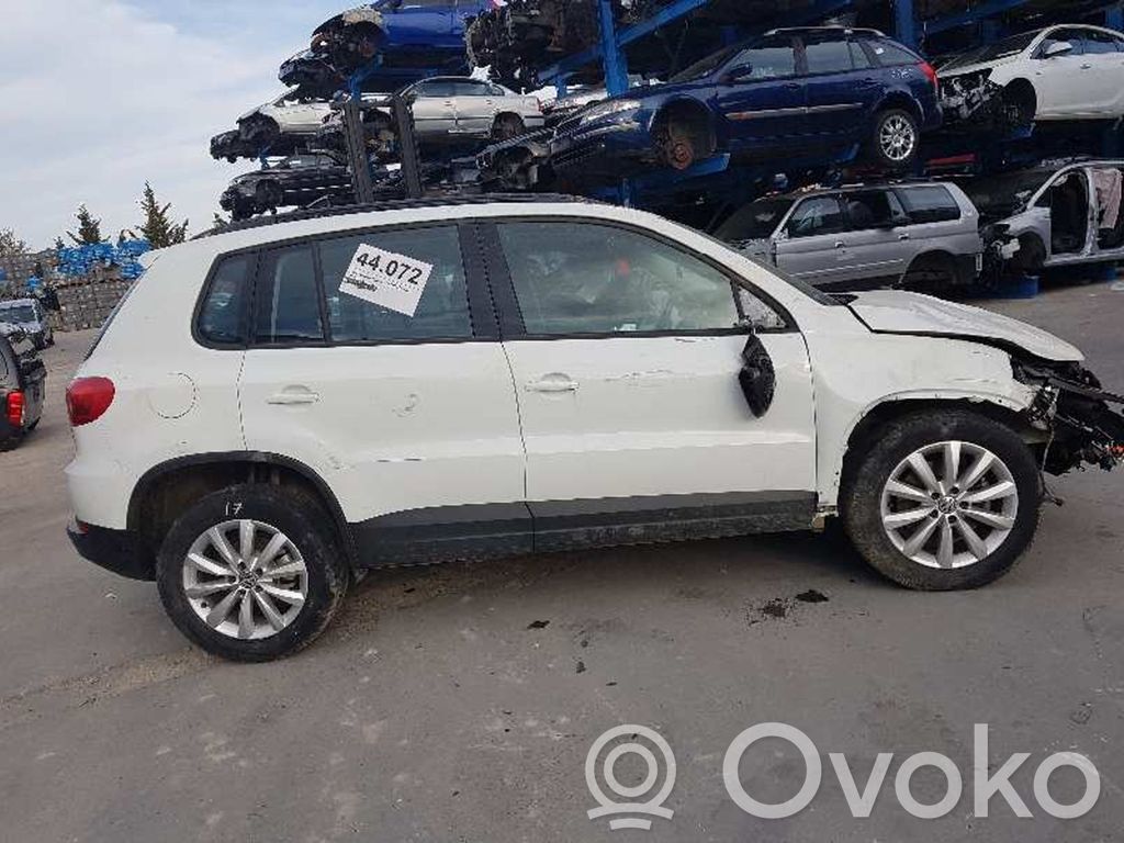 Tiguan Tiguan  5N0839461A