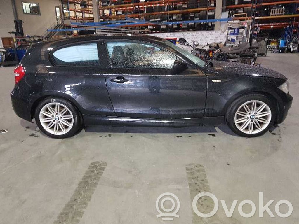 1 E81 E87 Series 1  51217207552