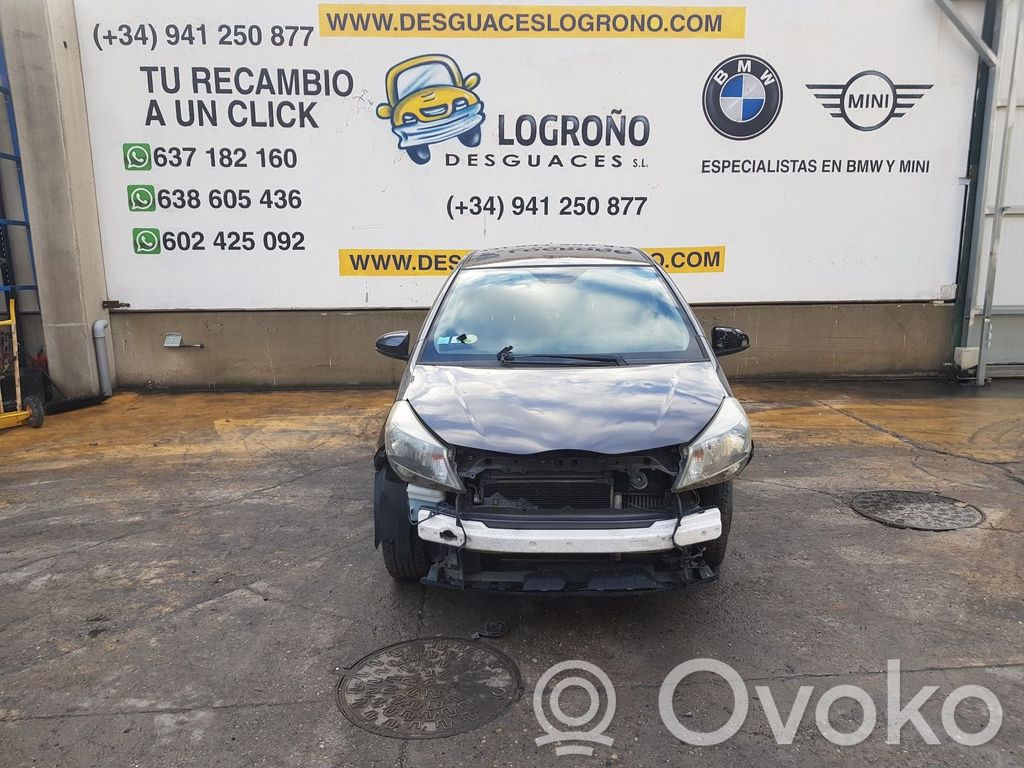 Yaris Yaris  867900D010