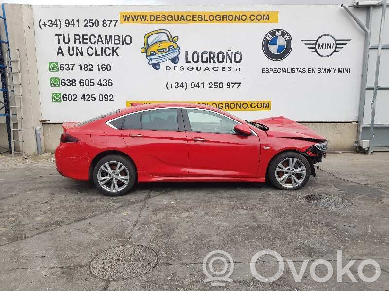 Insignia B Insignia  84142831