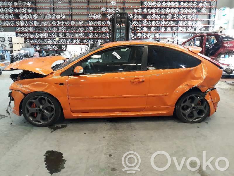 Focus Focus  1548460