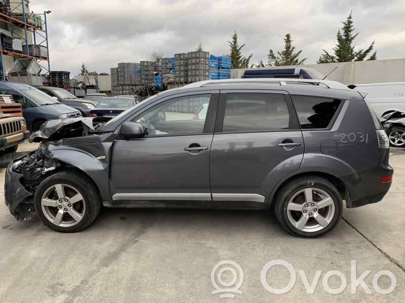 Outlander Outlander  8608A060