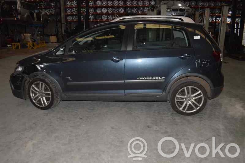 Golf Plus Golf  5M0857511B
