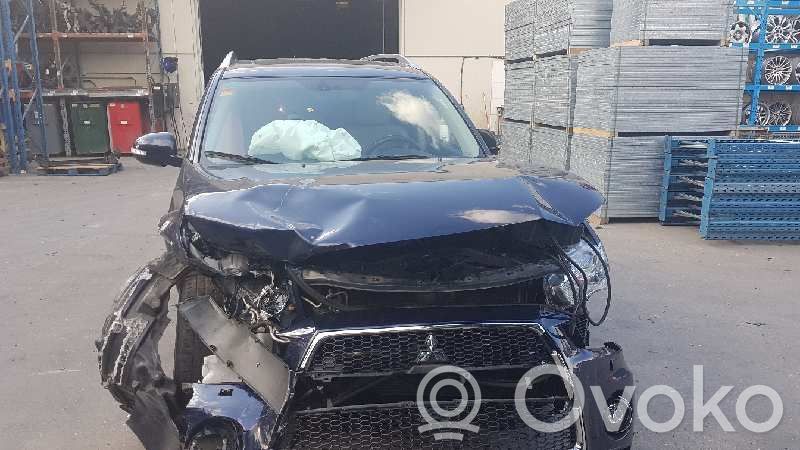 Outlander Outlander  MN124448