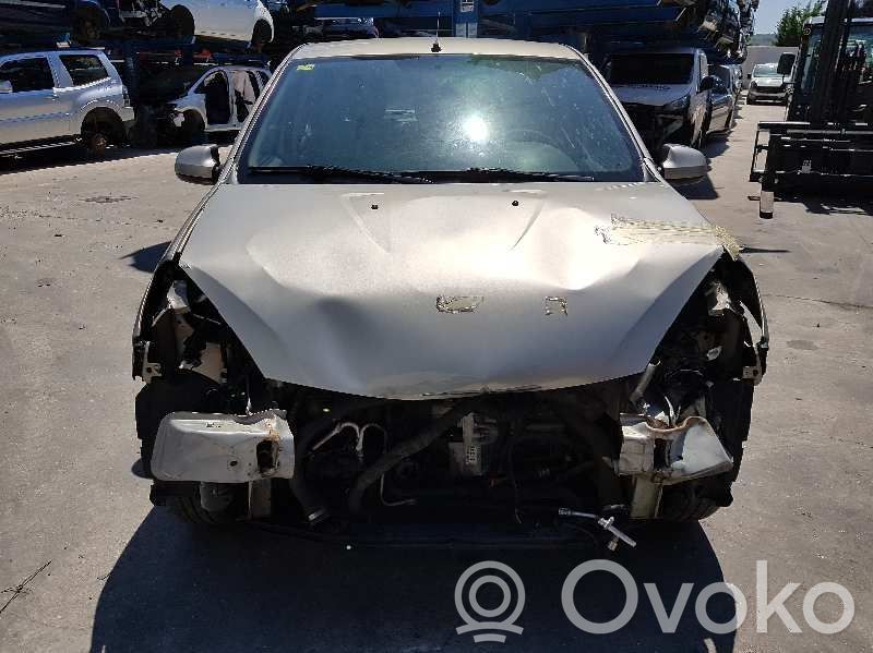 Sandero Sandero, Sandero Stepway  8201002106