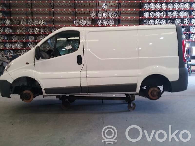 Vivaro Vivaro  4449397