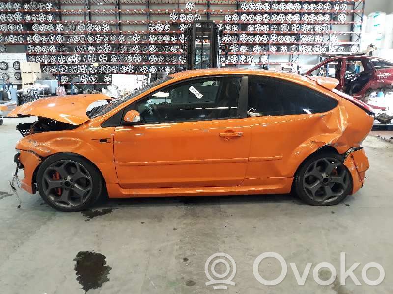 Focus Focus  1350067