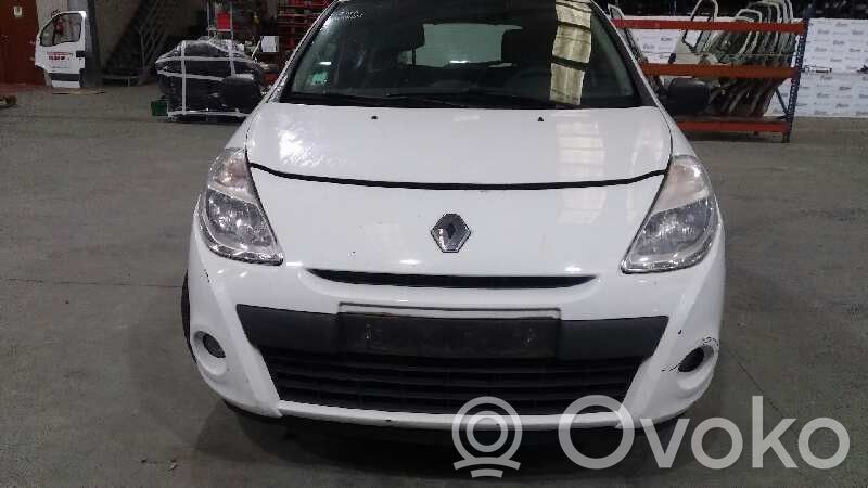Clio III Clio  8201054128