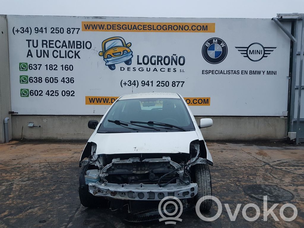 Yaris Yaris  896500D180