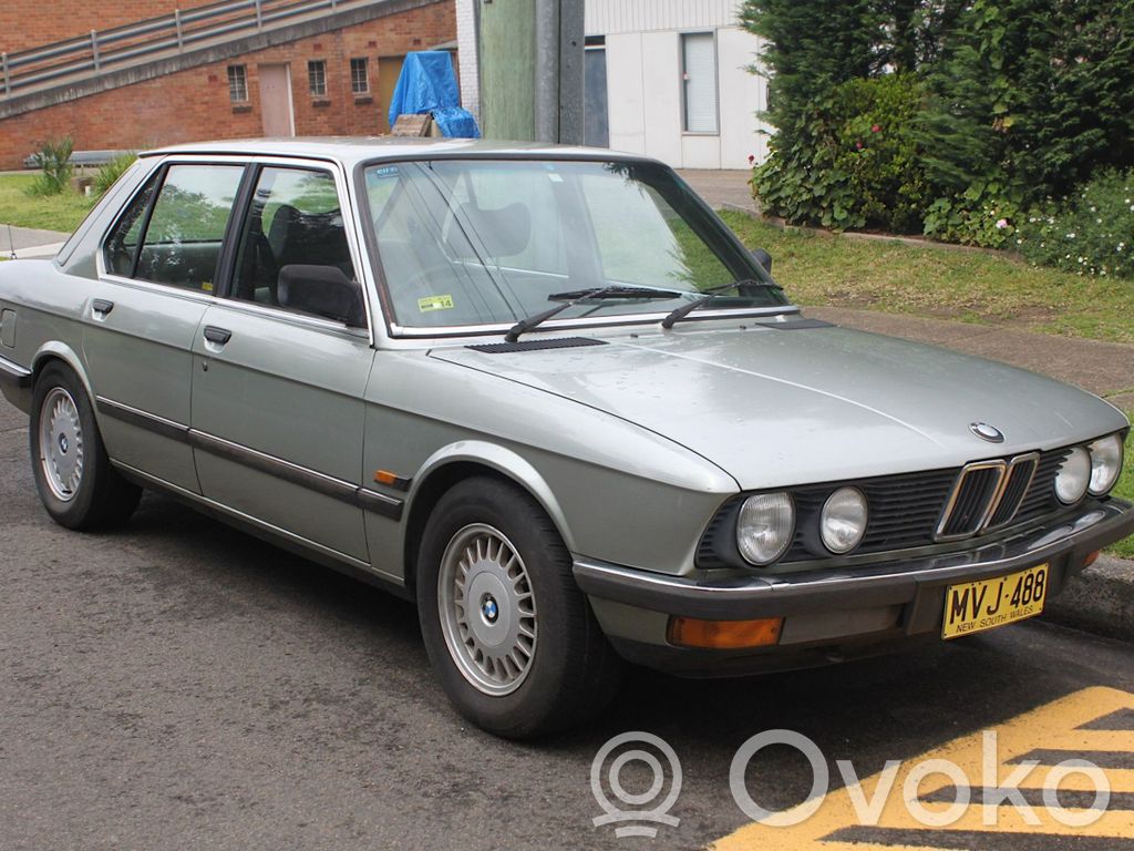 5 E28 Series 5  1175603
