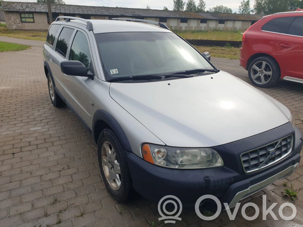 XC70 XC70  P30671357