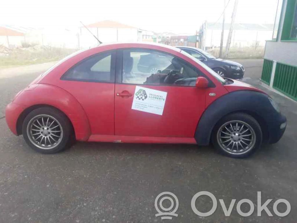 New Beetle New Beetle  ROJO