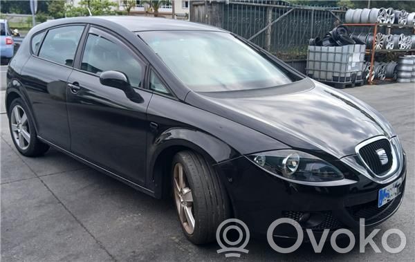 Leon (1P) Leon  1K0820803S