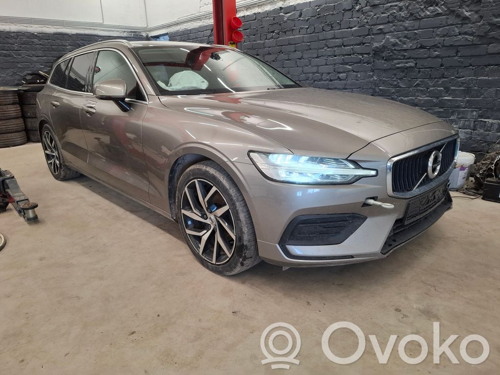 V60 V60, V60 Cross Country  32256307