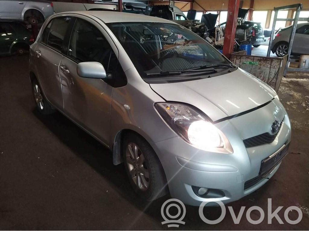 Yaris Yaris  896610D491