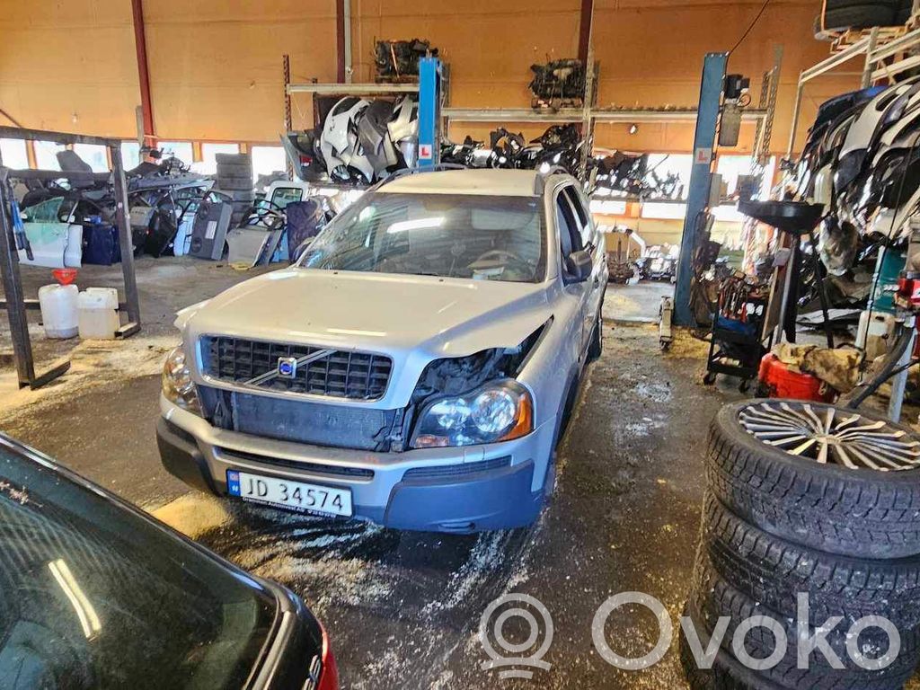 XC90 XC90  8685288