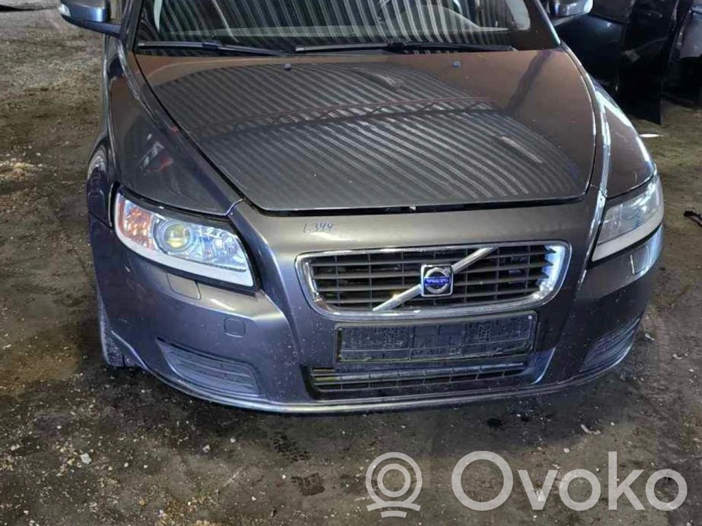 V50 V50  31296302