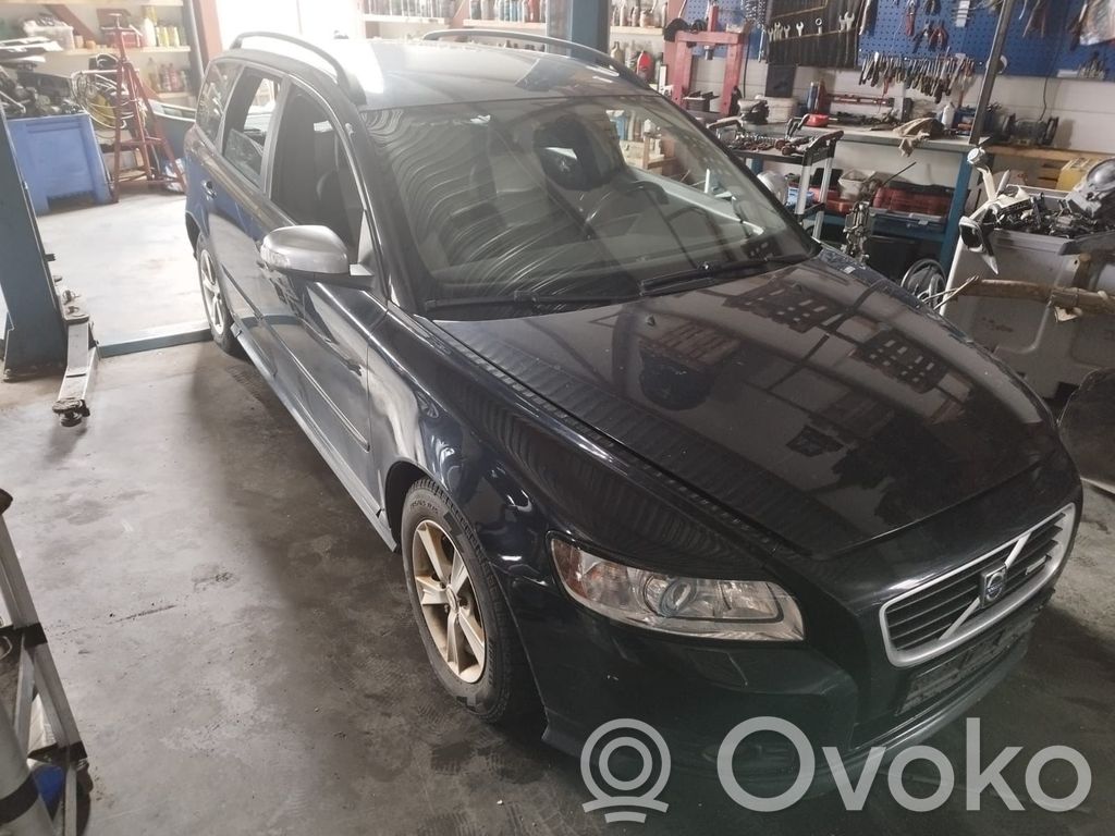 V50 V50  30773217