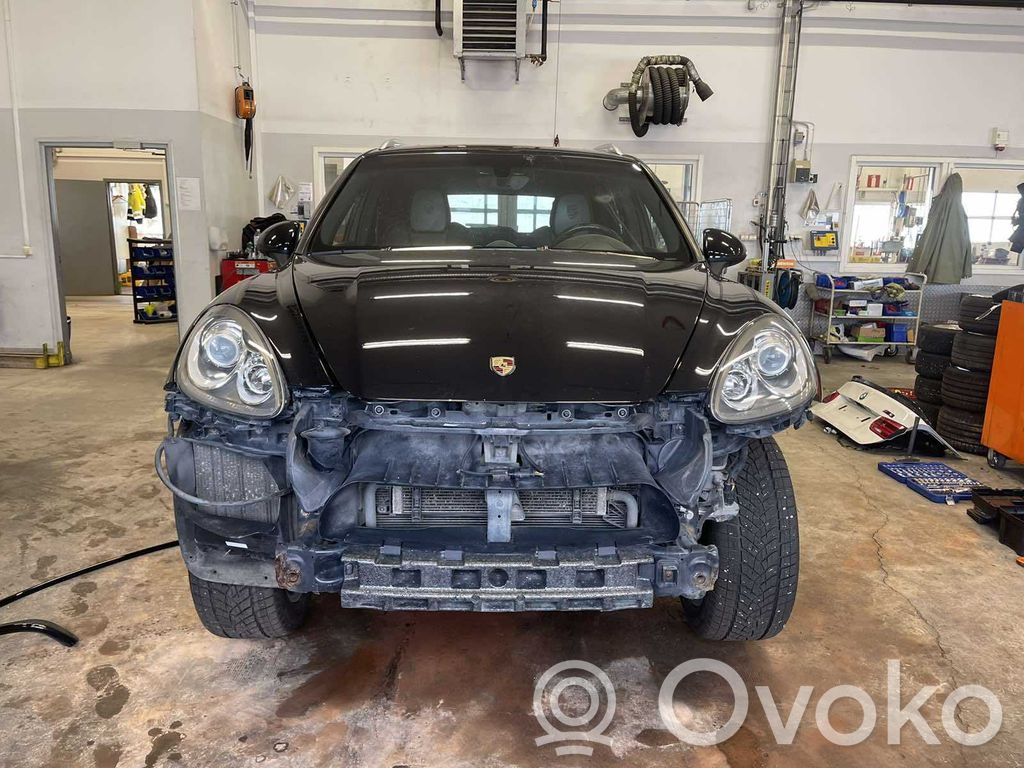 Cayenne (92A) Cayenne  7P5945095F
