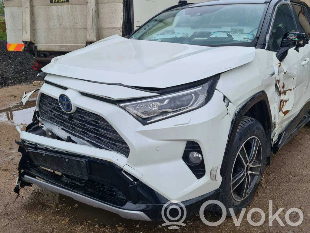 RAV 4 (XA50) RAV 4