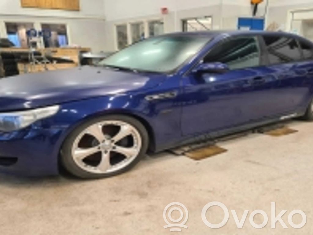 M5 Series 5  7834621