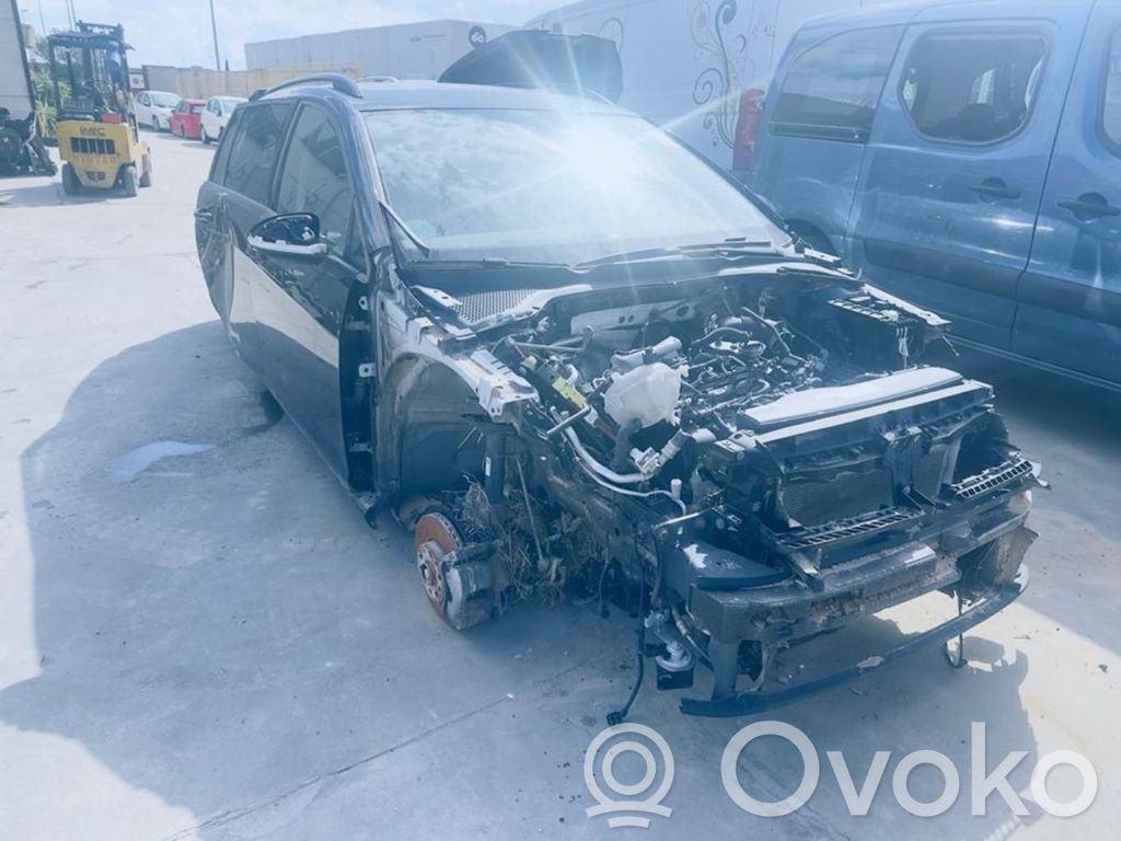 Golf VII Golf  04L130277BD