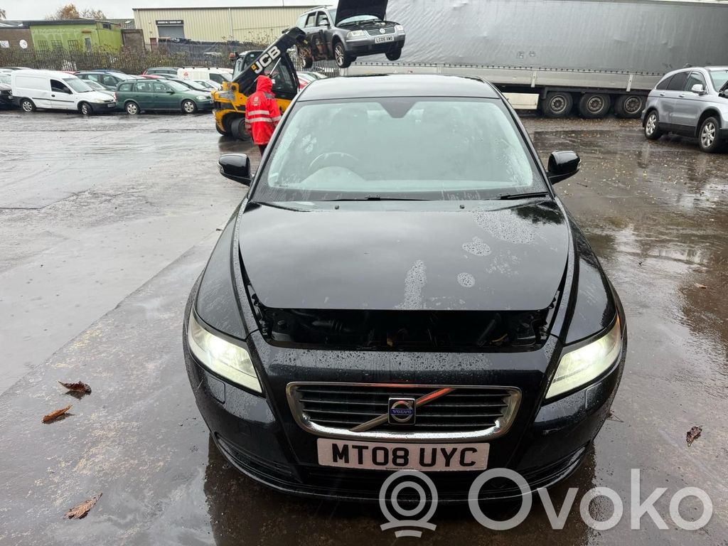S40 S40, V40