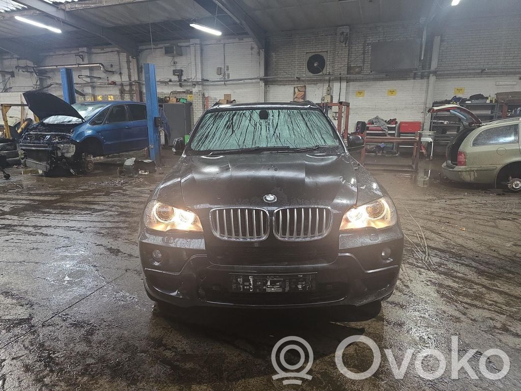 X5 E70 X5  16479300