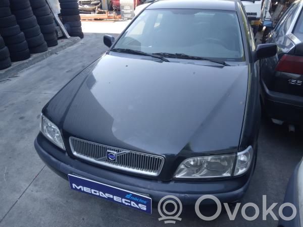 S40, V40 S40, V40