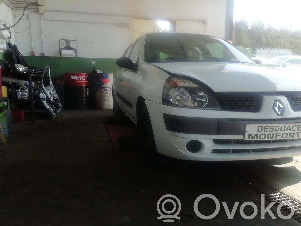 Clio II Clio  8200065730