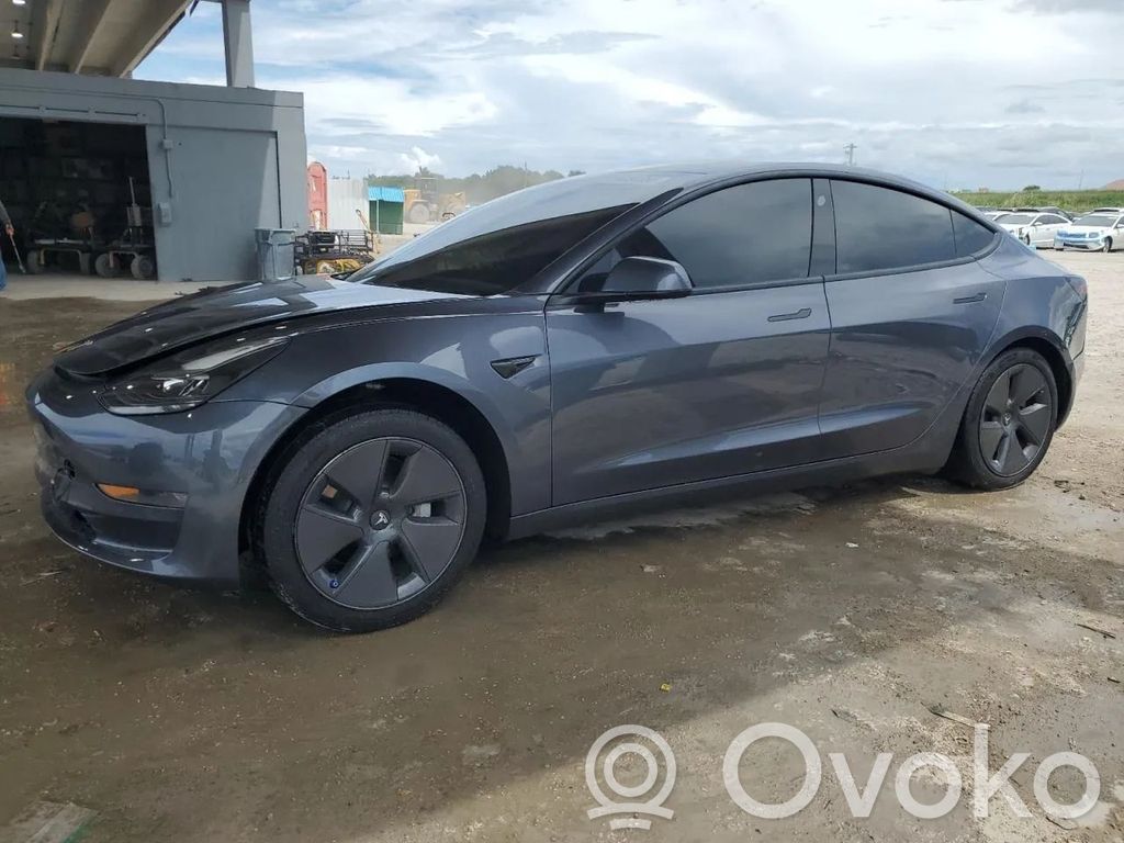 Model 3 Tesla Model 3  155185401A