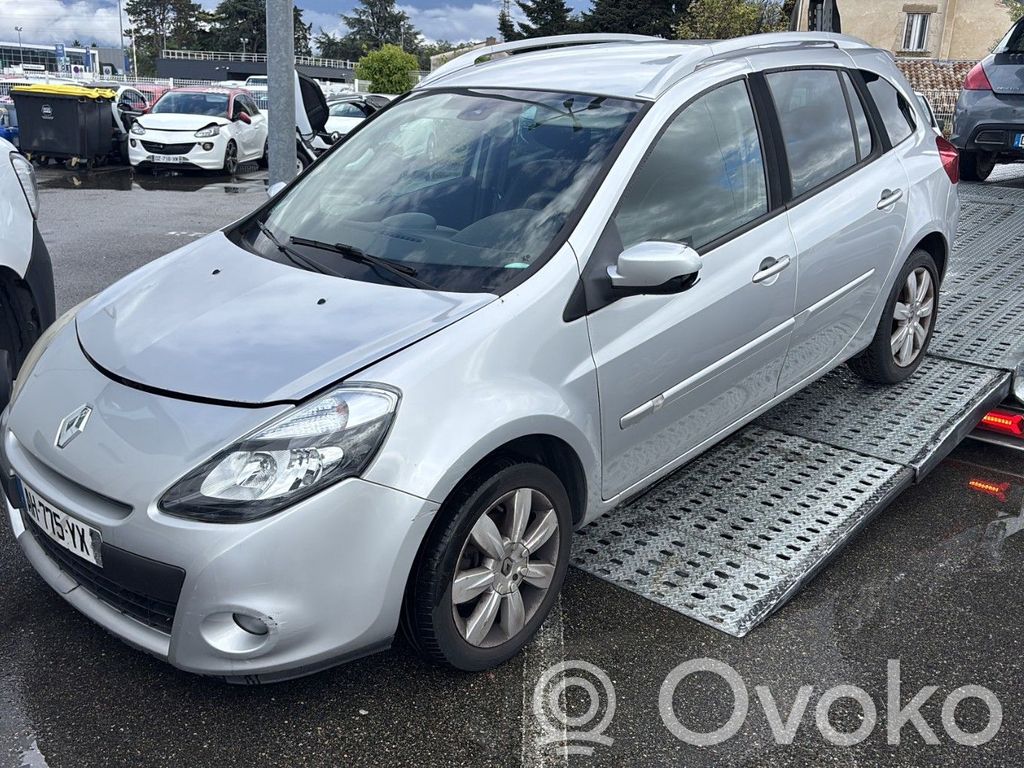 Clio III Clio  8200612331