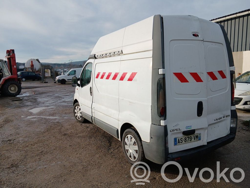 Vivaro Vivaro  8200690199