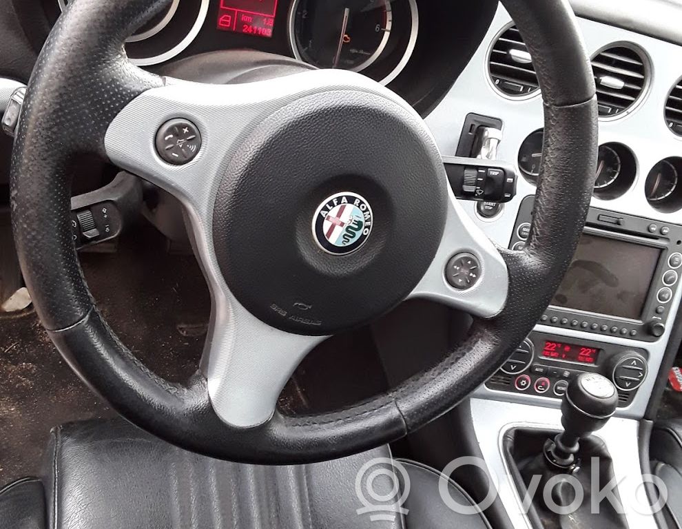 159 159  51804856