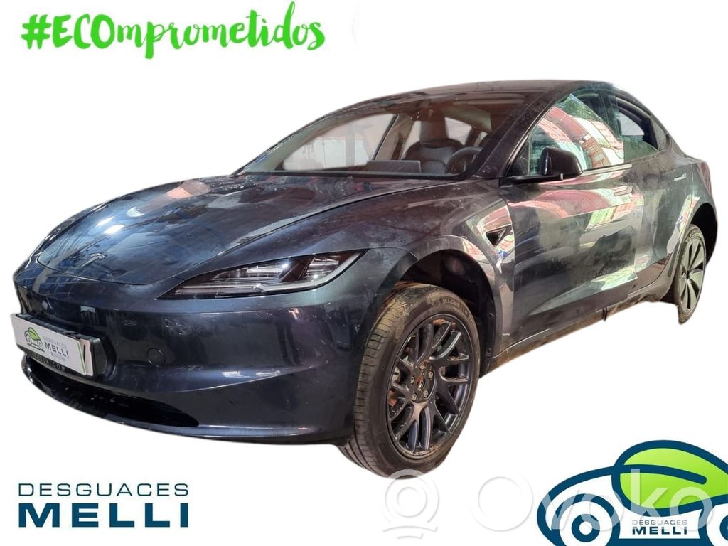 Model 3 Tesla Model 3  134474500A