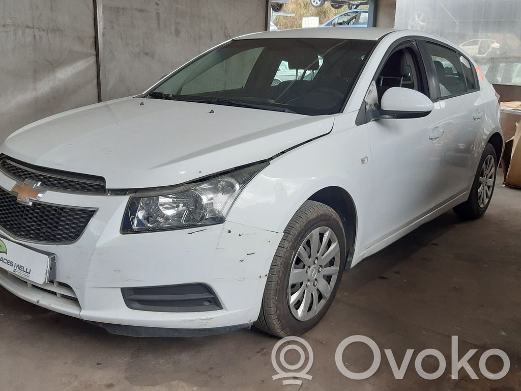 Cruze Cruze  13272182