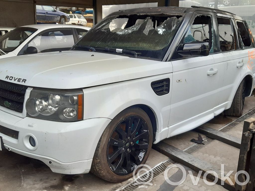 Range Rover Sport L320 Range Rover  LR016465