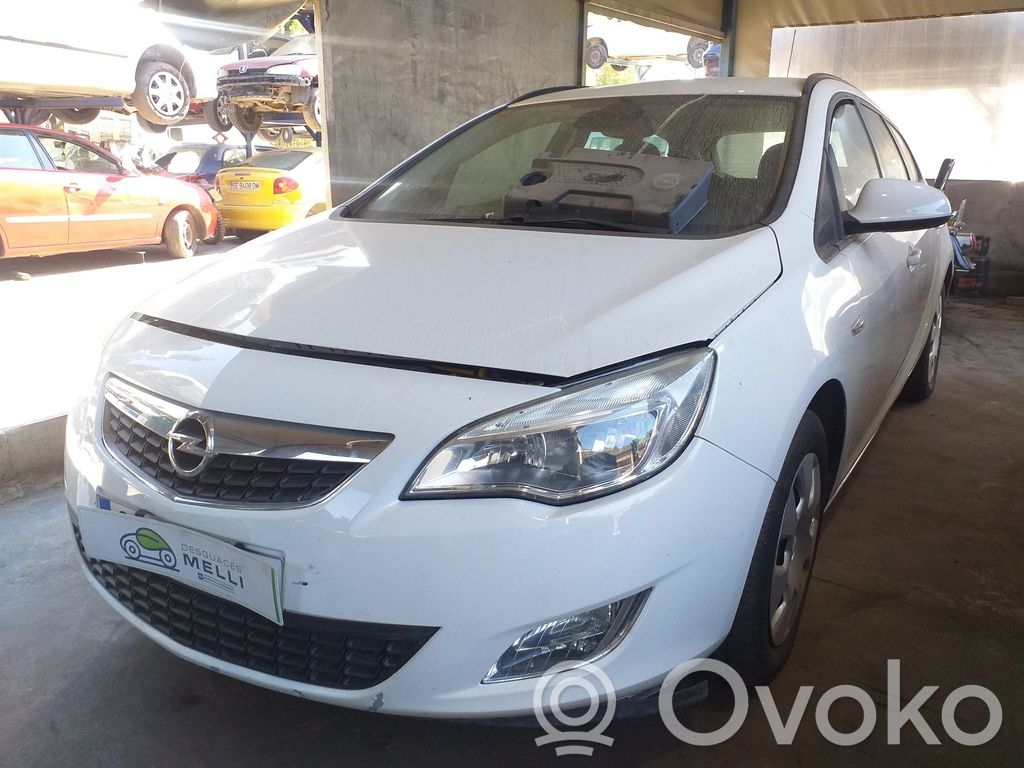 Astra J Astra  13505725
