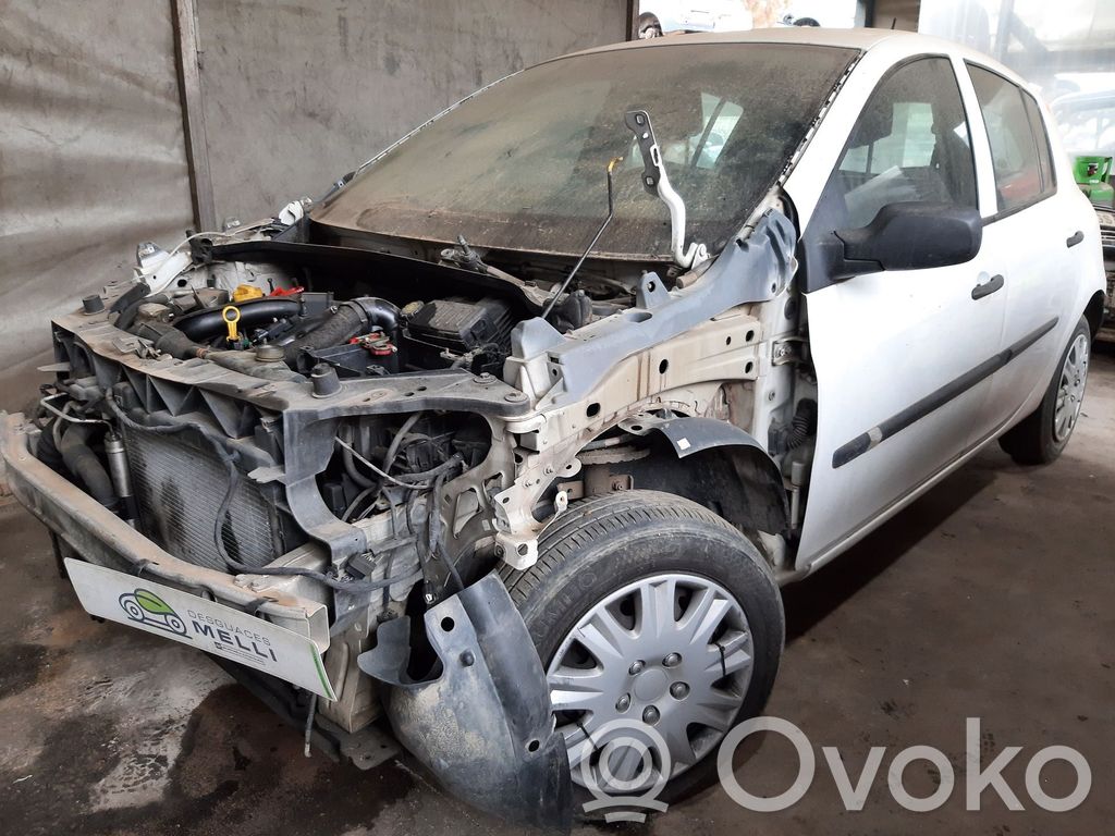 Clio III Clio  8200407712